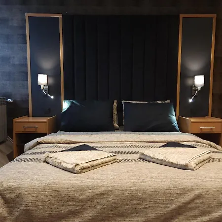 公寓式酒店 In Club 4*