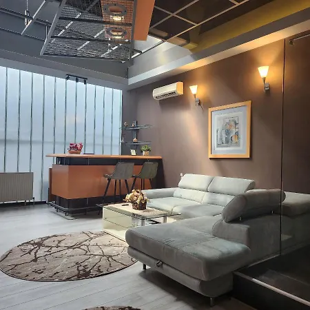 公寓式酒店 In Club